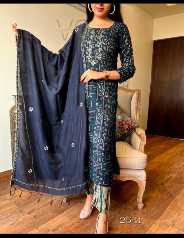 Kurti pant dupatta set