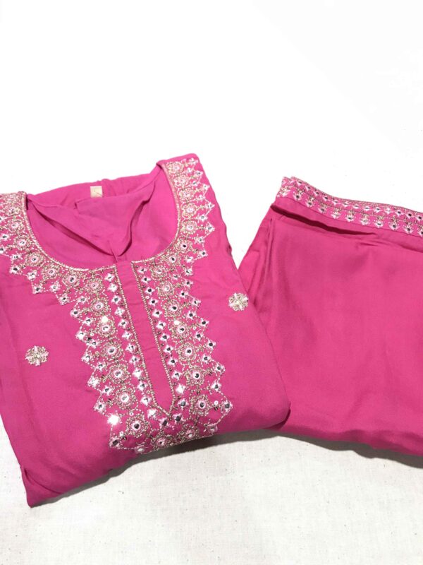 NYRA CUT KURTI PANT SET